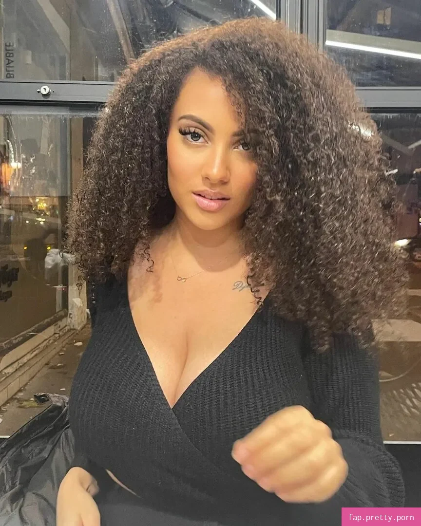 Ines Curly - Photo #39