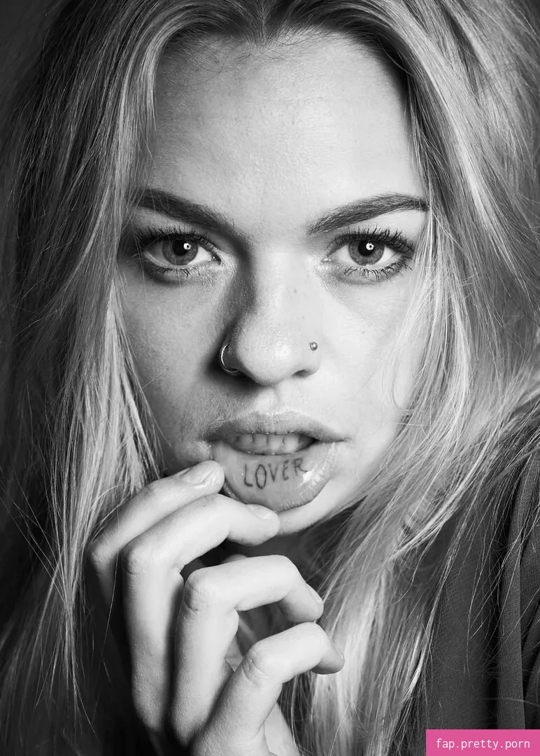 Isabella Jones - Photo #55