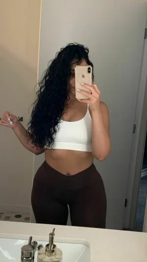 imlovinlaina content