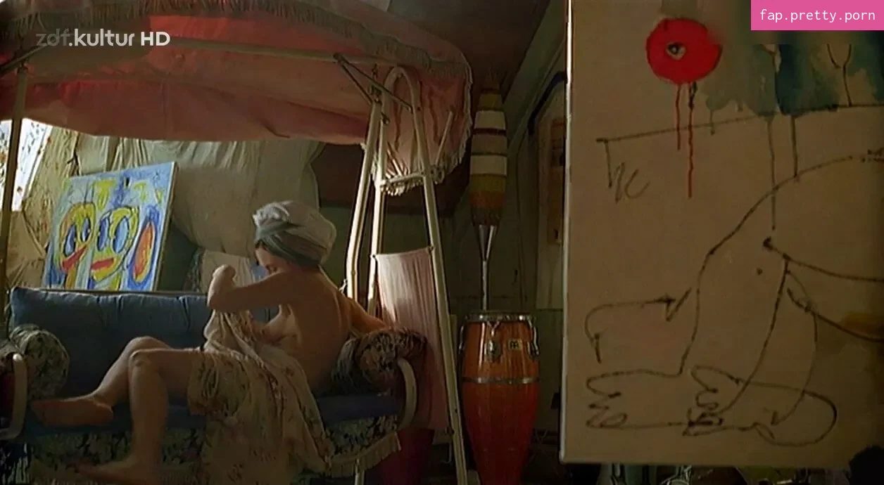 Idil Üner - Photo #11