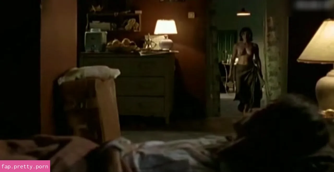 Idil Üner - Photo #24