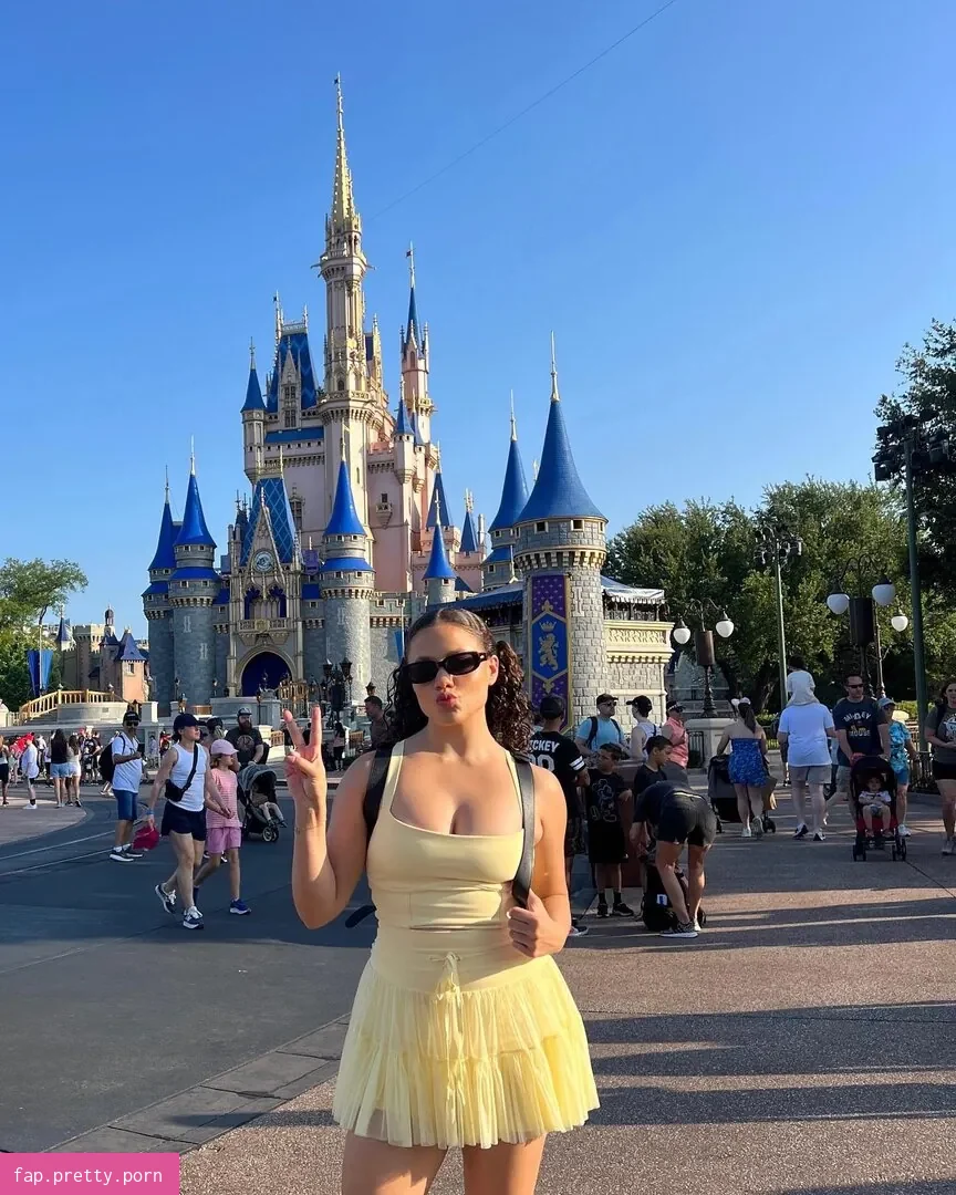 inAlicesWunderland - Photo #05