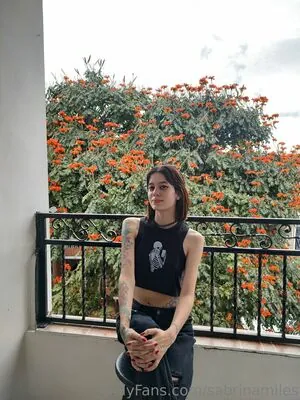 insatiatemiles content