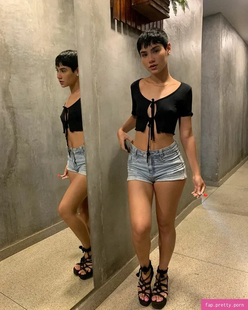 Isis Rodrigues content