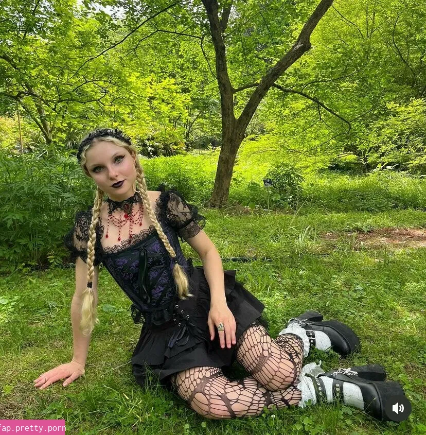 itsmaryesposito - Photo #05