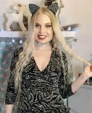 ittybittyprettykittyfree content