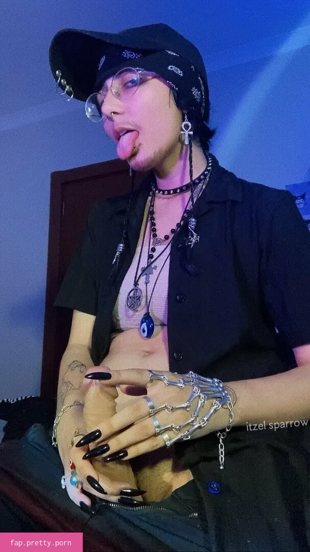 Itzel2002 - Photo #46