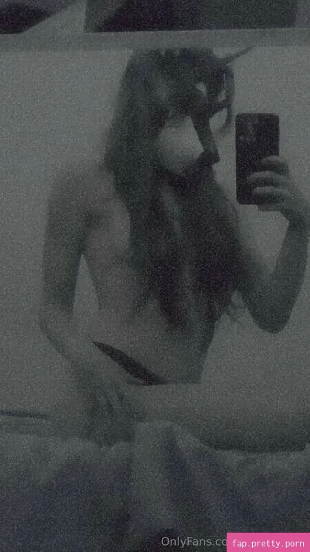 Ikkle_vixen - Photo #15