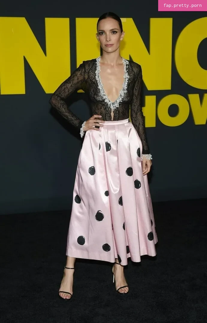 Jodi Balfour - Photo #21