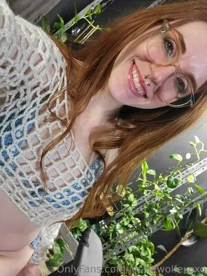 jessiewolfexoxo content