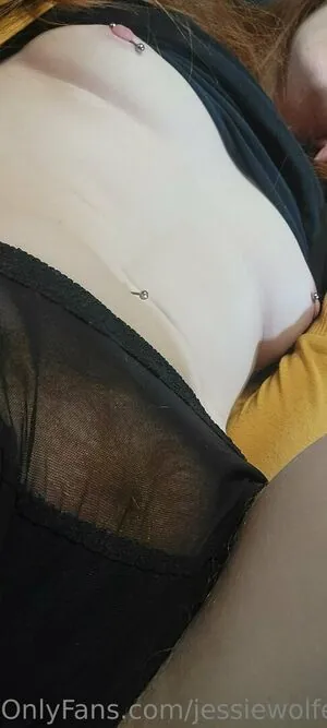 jessiewolfexoxo content