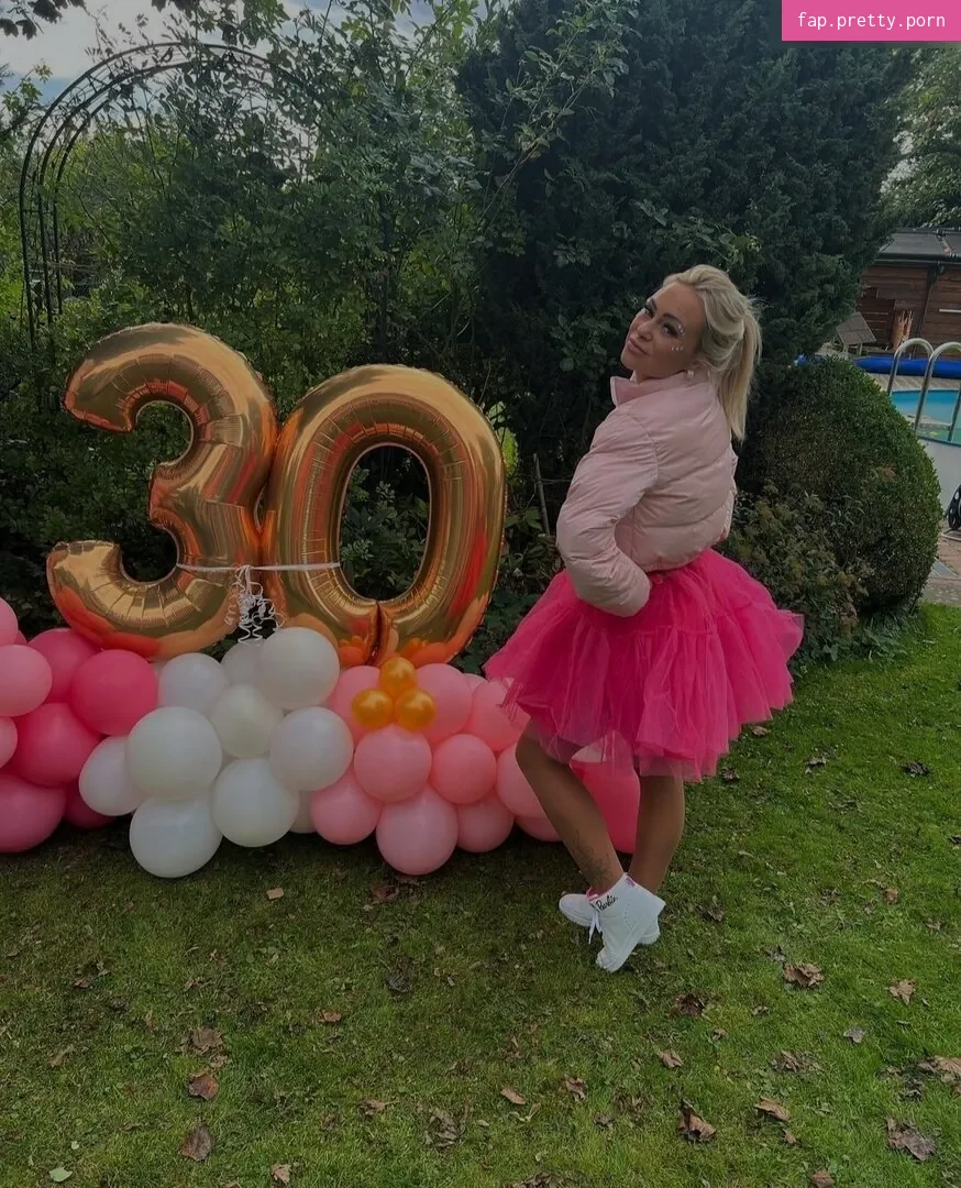 Jessiliiee - Photo #01