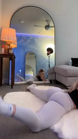 Jiggly_jessicaa content