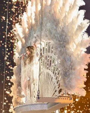 Jennifer Lopez