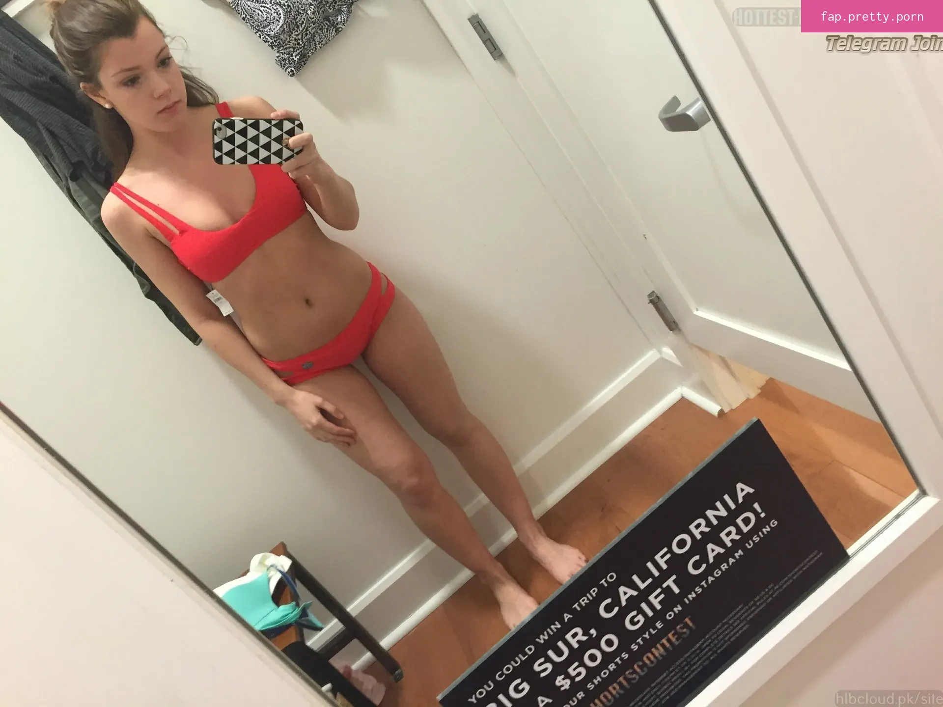 Julia Lydon - Photo #42