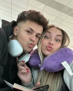 Judith Martos content