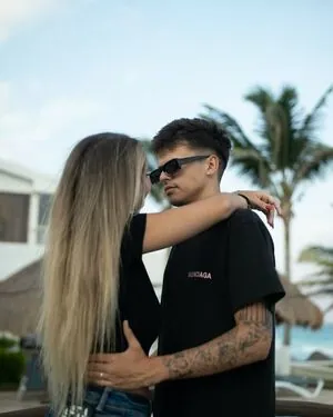 Judith Martos content