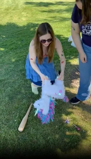 Jenny Nicholson content