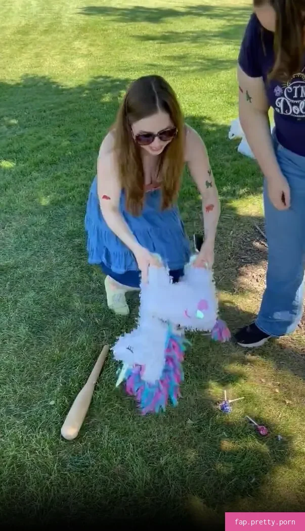 Jenny Nicholson - Photo #91