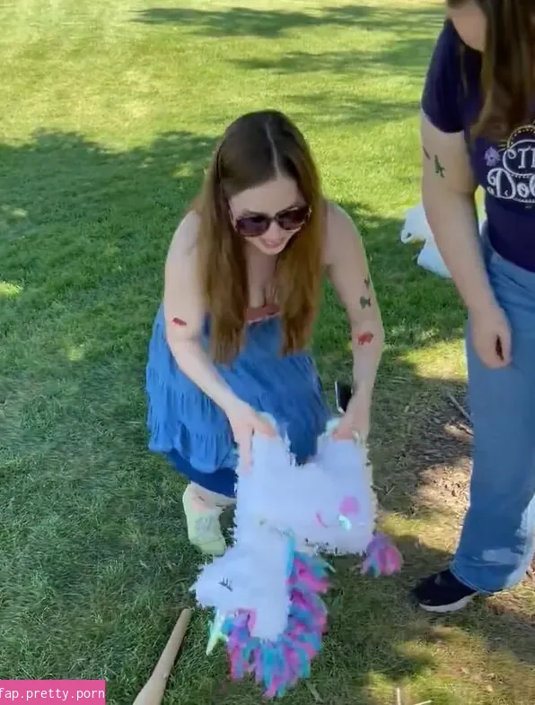 Jenny Nicholson - Photo #92