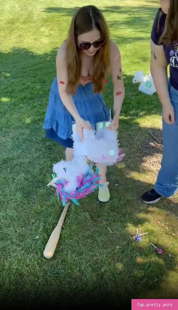 Jenny Nicholson - Photo #93