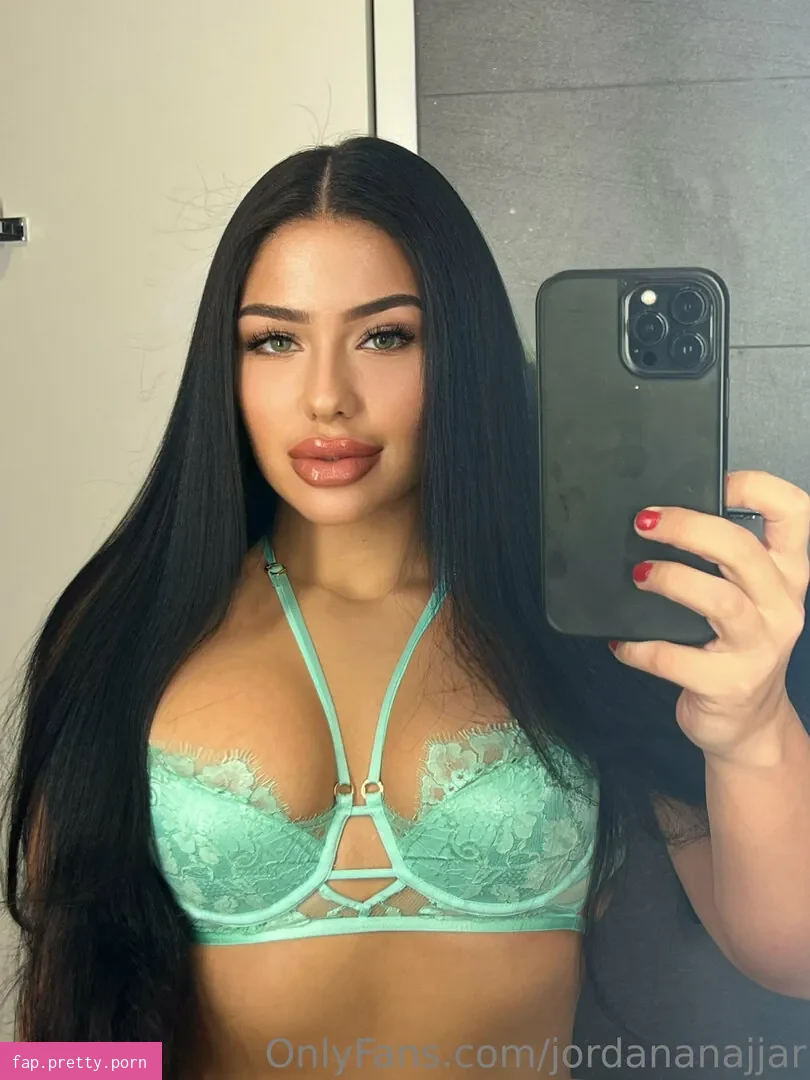 jordananajjar - Photo #46