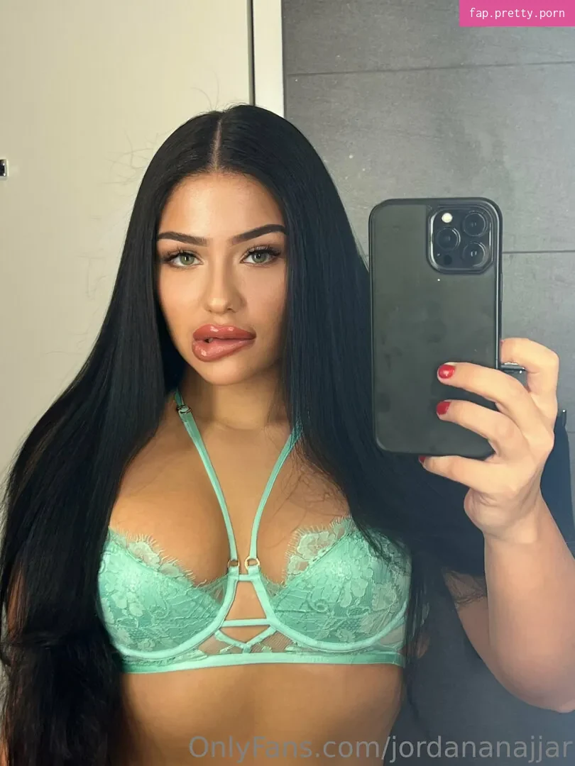 jordananajjar - Photo #47