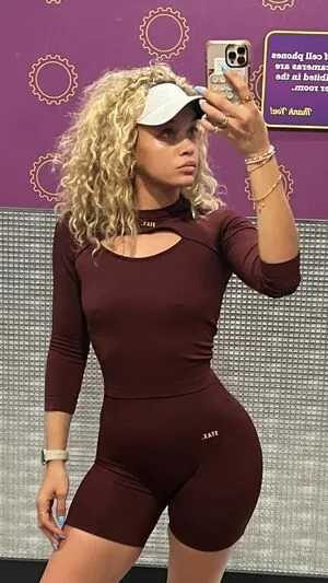 Jasmine Sanders