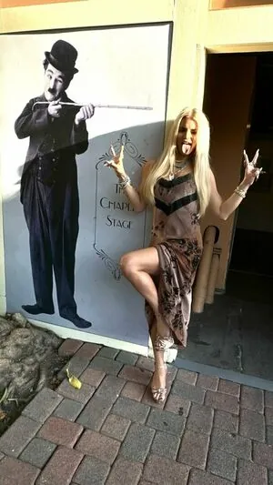 Jessica Simpson content