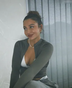 Joana Salamone content