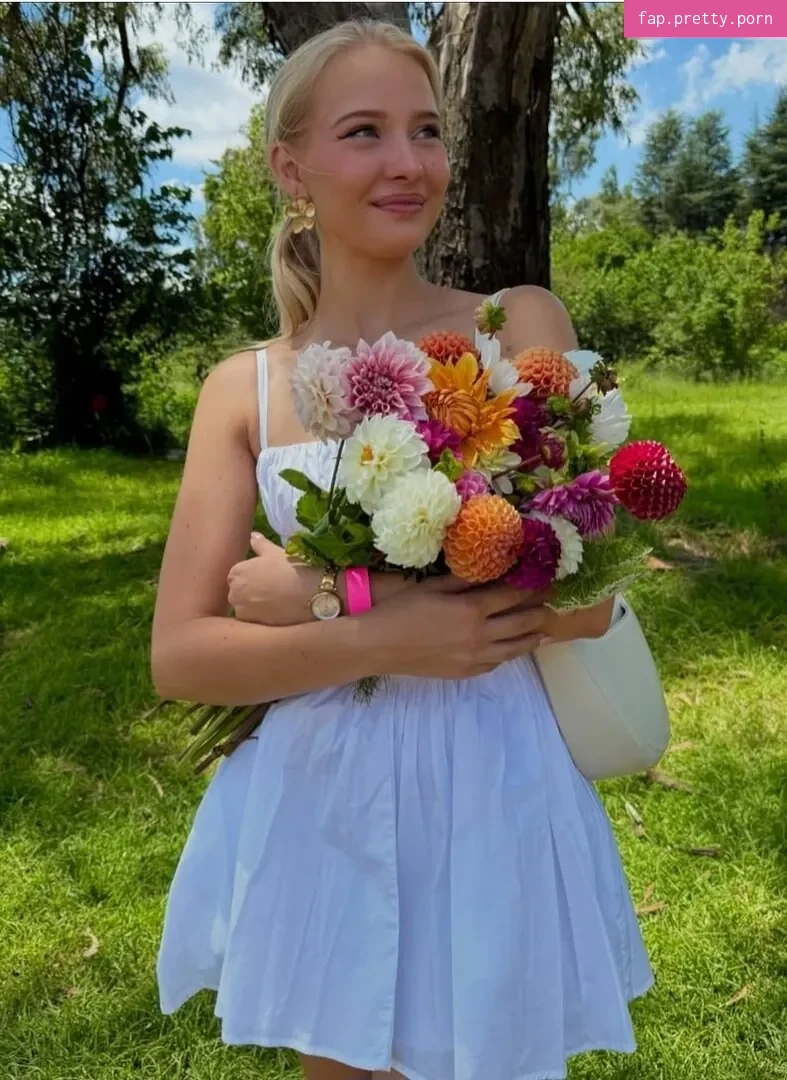 Juliet Small - Photo #19