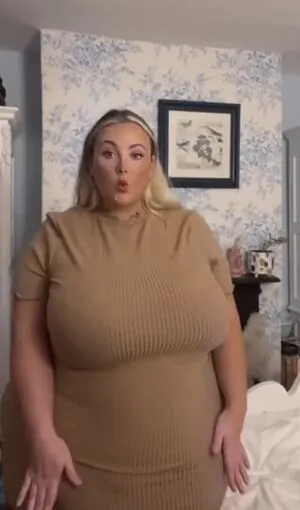 juiceefruitee