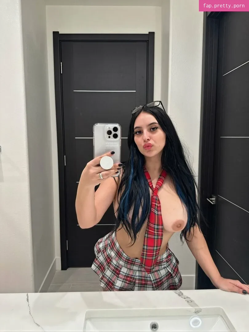 julianicolestar - Photo #34