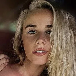 Junglemaid