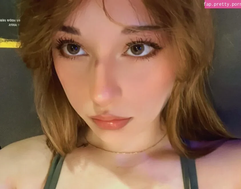 justcassie18 - Photo #01