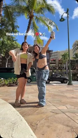 Justjennyfur content