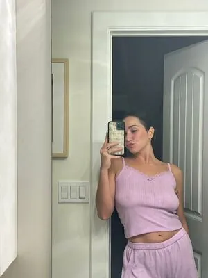karleegrey content