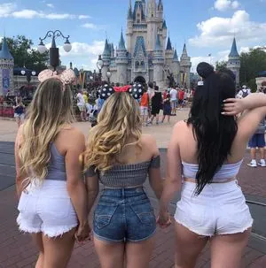 Kbubblez content