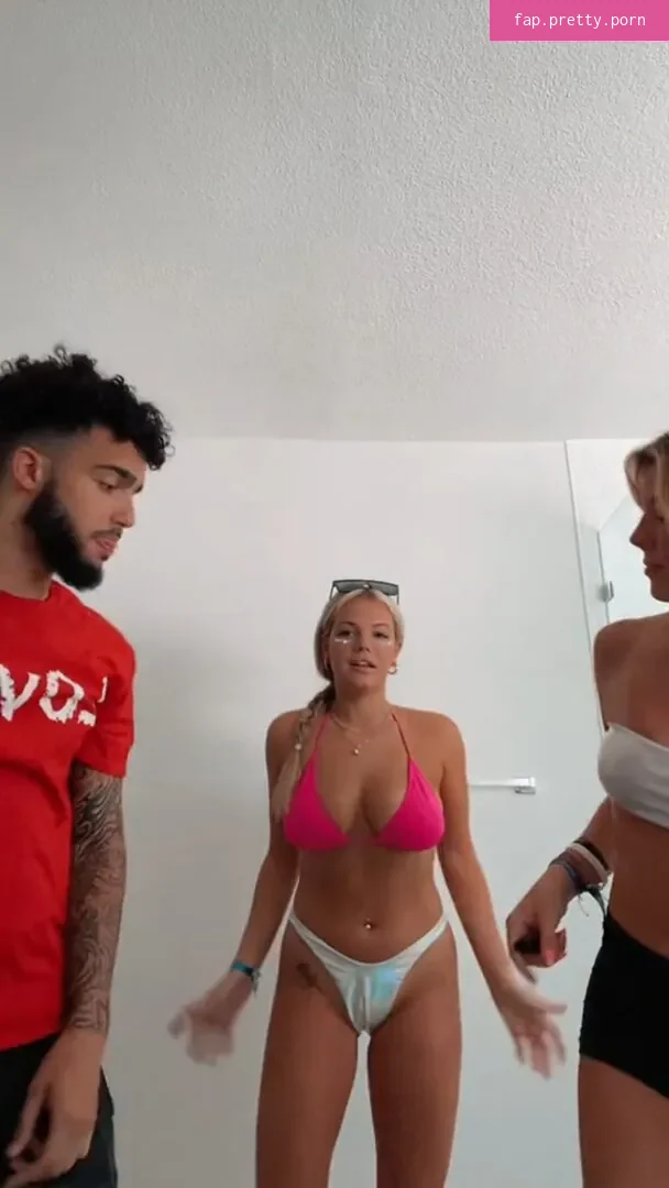 Kyla Deaver - Photo #13