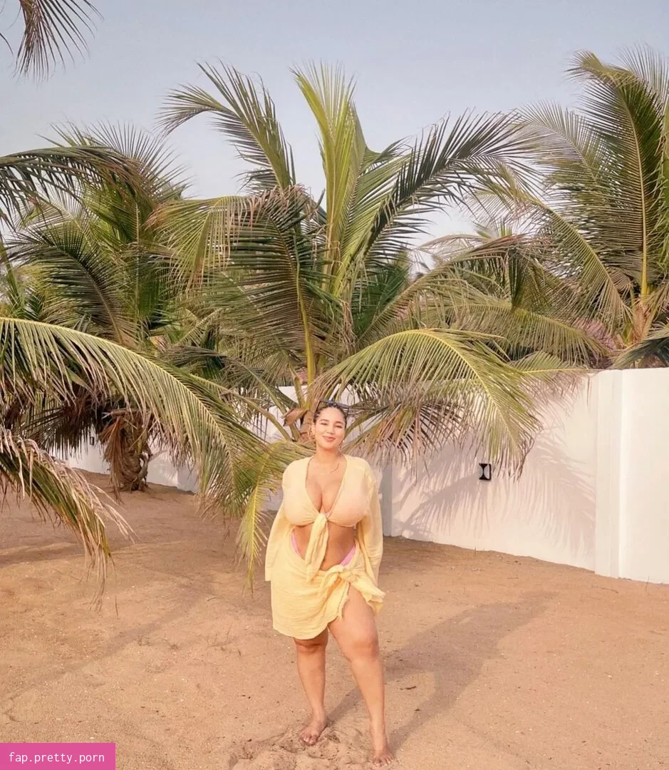 Katelyn Folasade - Photo #18