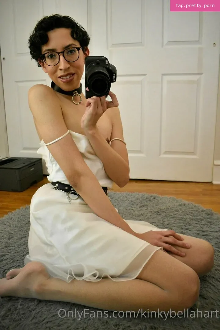 kinkybellahart - Photo #25