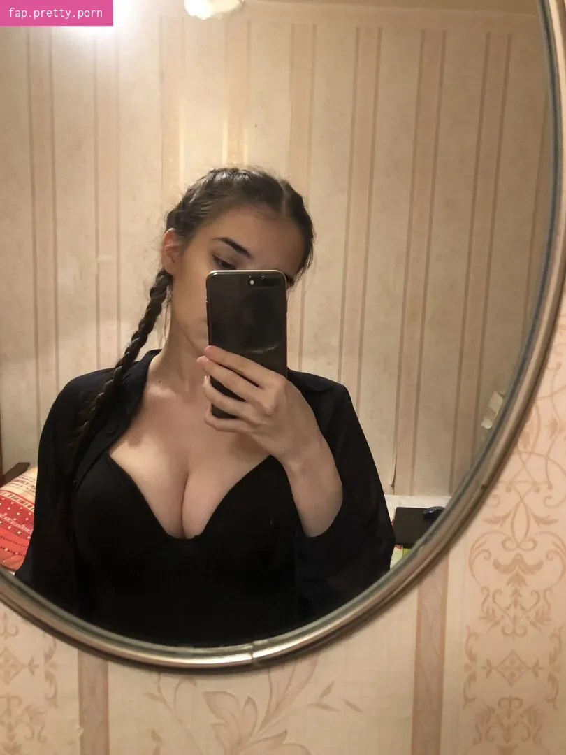 Kamilla Karieva / kamilla_karieva / kamillakarieva Nude Leaked OnlyFans Photo #28