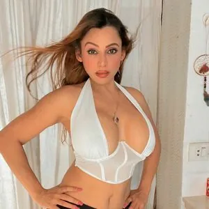 Karrishma Kar content