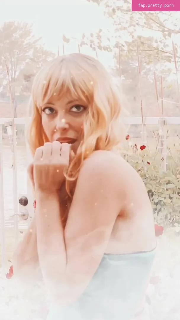 Kate Kelton - Photo #18