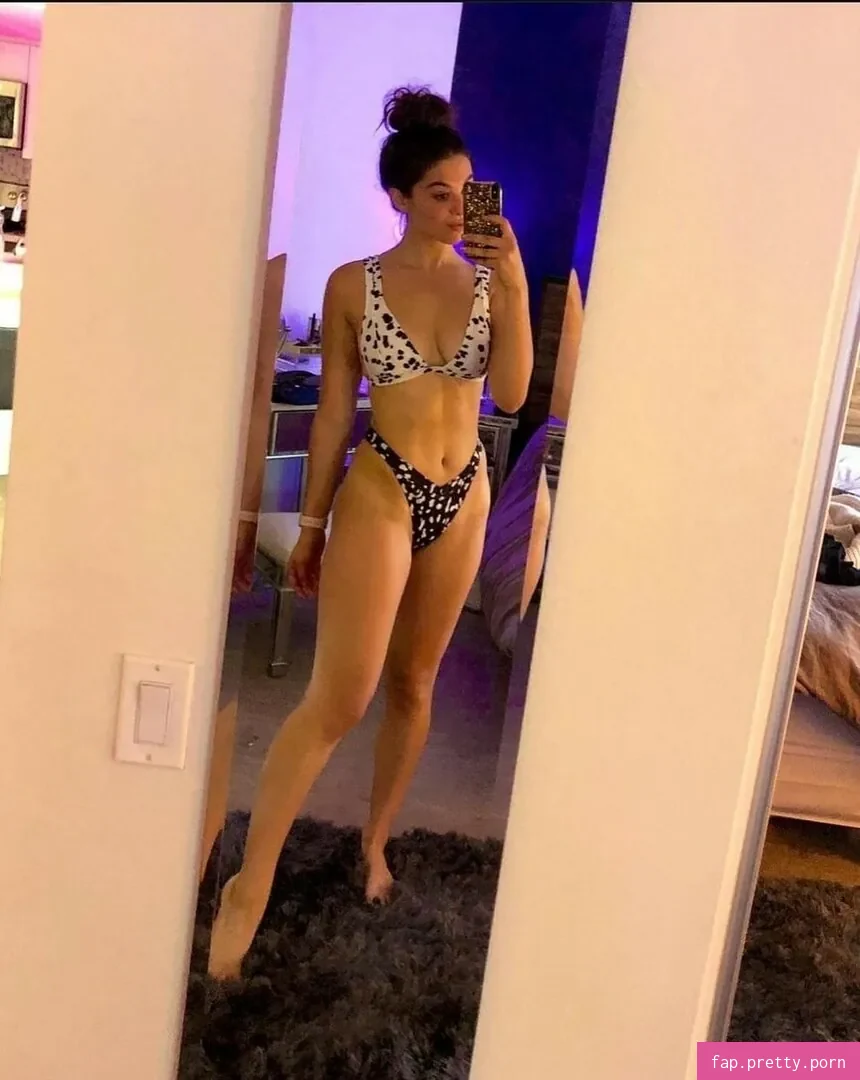 Kira Kosarin / kirakosarin Nude Leaked OnlyFans Photo #28