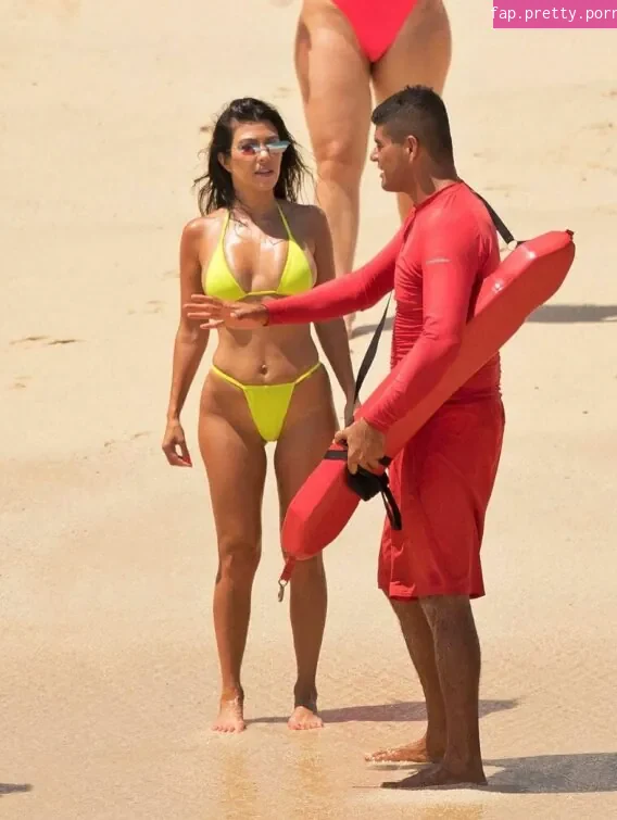 Kourtney Kardashian / kourtneykardash Nude Leaked OnlyFans Photo #28