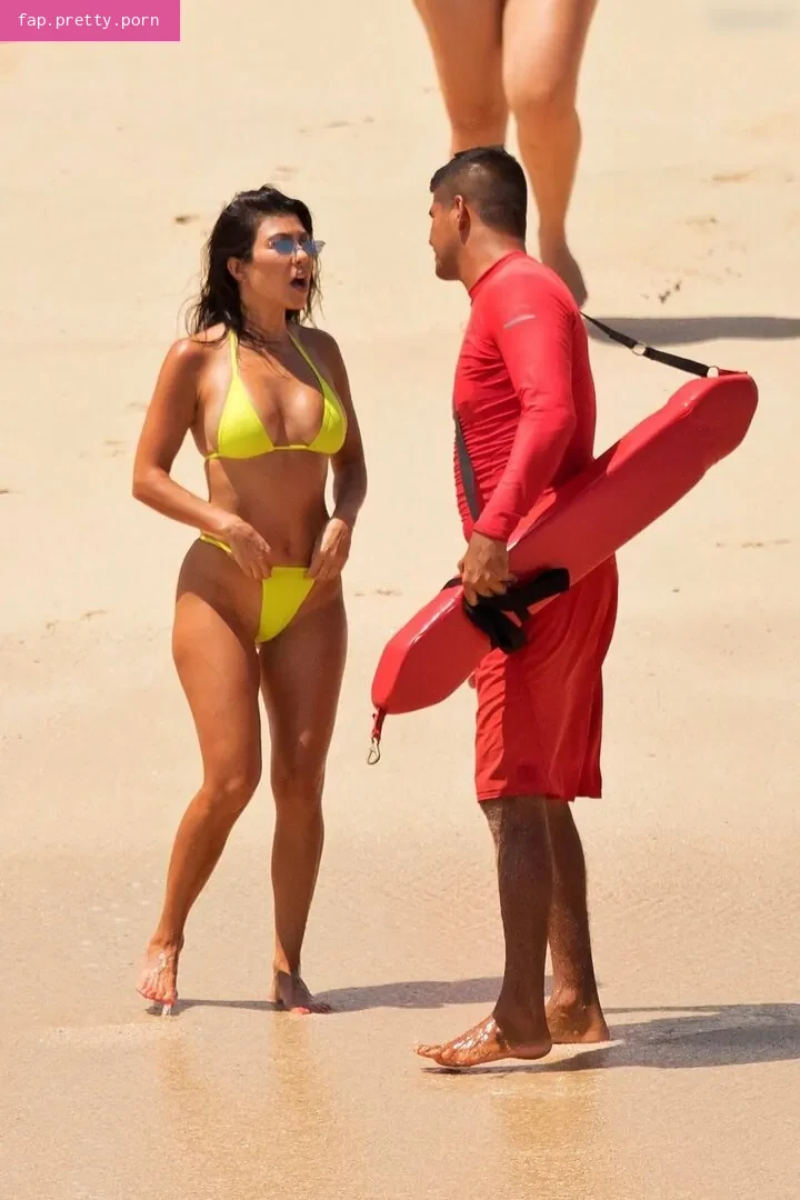 Kourtney Kardashian / kourtneykardash Nude Leaked OnlyFans Photo #28