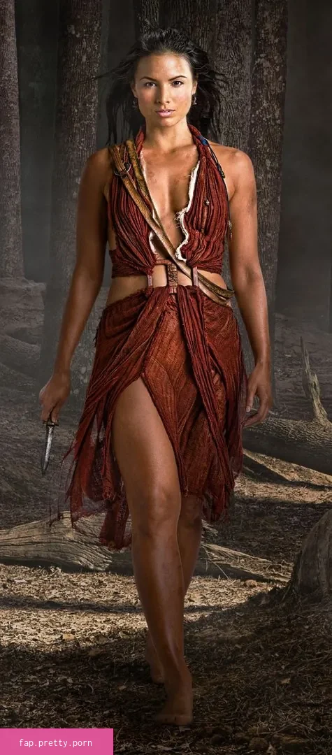 Katrina Law - Photo #04