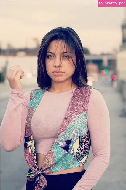 Kiana Ledé - Photo #45