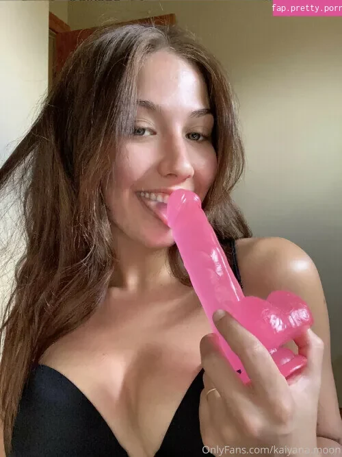 Kaiyana Moon - Photo #05